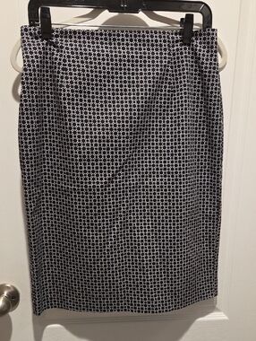 Halogen Black and White Patterned Pencil Skirt